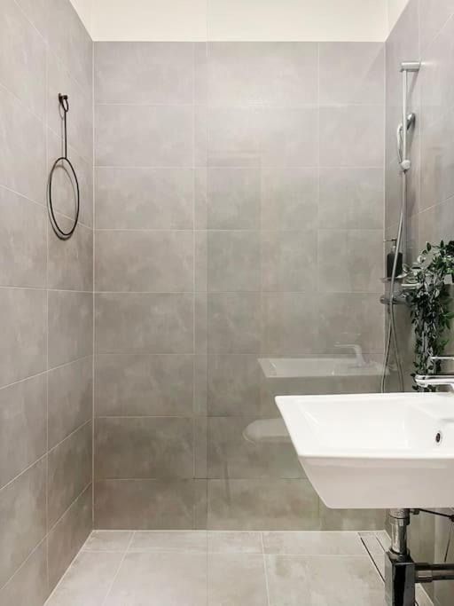 Premium With Balcony And Air Conditioning, Cracow Heart