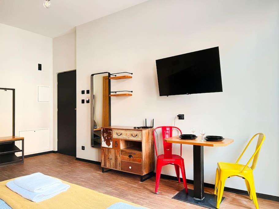 Premium With Balcony And Air Conditioning, Cracow Heart Apartament *